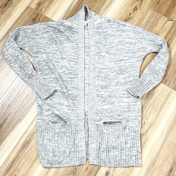 Aritzia Tallis Gray Cardigan Sweater - Picture 9 of 12